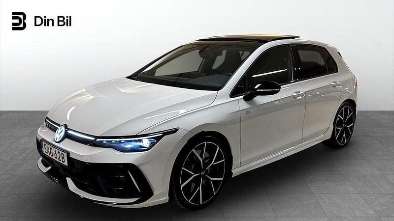 Vit Begagnad 2024 VW Golf VIII R Halvkombi | 599 900 kr - Bild 1/4