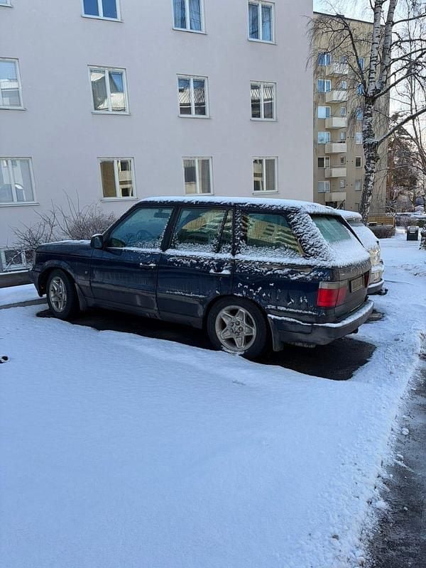 Begagnad Land Rover Range Rover 218 HK (160 kW) 2000 SUV