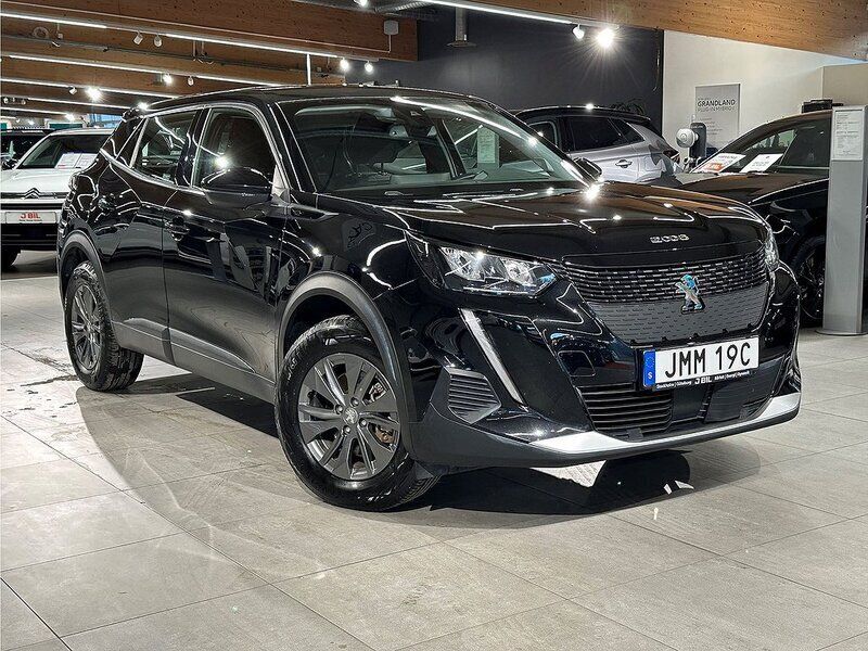 Svart Begagnad 2021 Peugeot e-2008 Active SUV | 194 900 kr (Marknadspris) - Bild 1/4