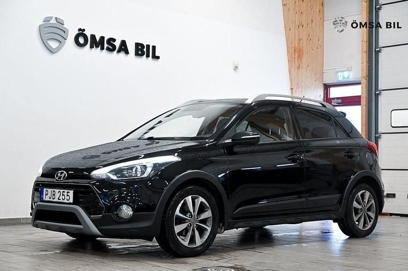 Svart Begagnad 2017 Hyundai i20 Active Kombi | 79 900 kr (Superpris) - Bild 1/4