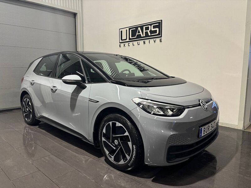 Grå Begagnad 2020 VW ID.3 Pro Performance Halvkombi | 234 700 kr (Marknadspris) - Bild 1/4