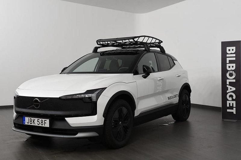 Vit Ny 2025 Volvo EX30 CC Performance SUV | 617 500 kr - Bild 1/4