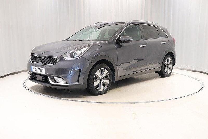 Grå Begagnad 2018 Kia Niro 2 SUV | 149 000 kr (Marknadspris) - Bild 1/4
