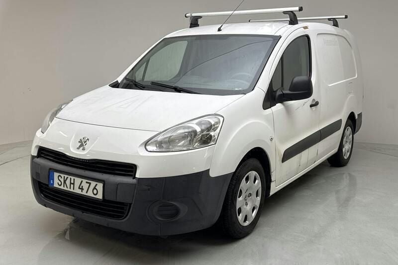 Vit Begagnad 2014 Peugeot Partner Minibuss | 49 000 kr (Marknadspris) - Bild 1/4