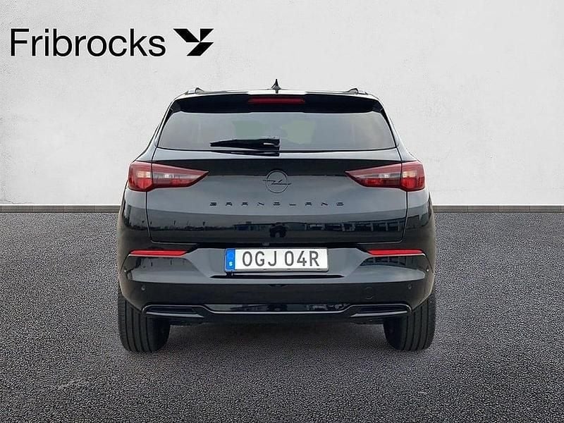Begagnad Opel Grandland X 131 HK (96 kW) 2024 Svart SUV
