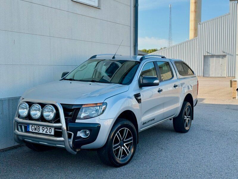 Grå Begagnad 2015 Ford Ranger Pickup | 159 000 kr (Superpris) - Bild 1/4