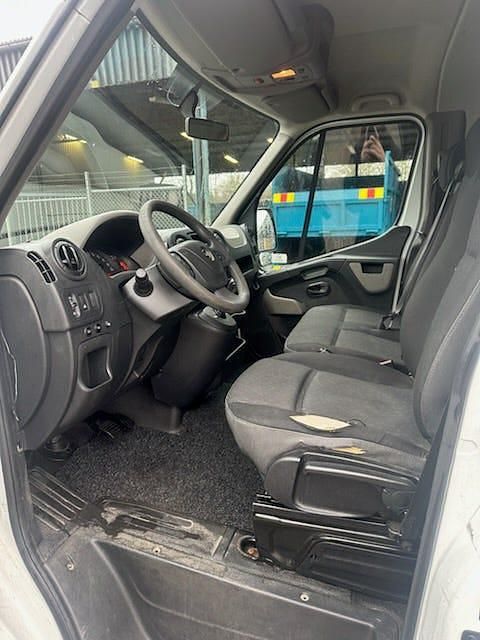 Begagnad Opel Movano 150 HK (110 kW) 2012 Minibuss