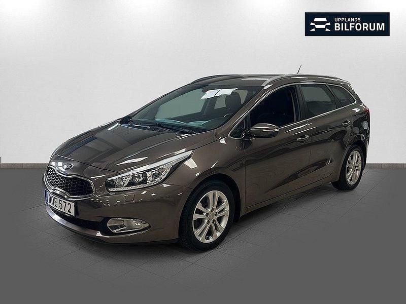 Grön Begagnad 2014 Kia Ceed Sportswagon Comfort Kombi | 109 000 kr (Lite dyr) - Bild 1/4
