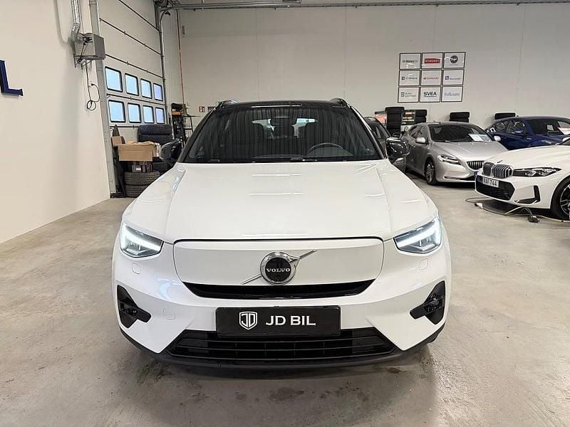 Begagnad Volvo XC40 Ultimate 185 kW (252 HK) 2022 Vit SUV