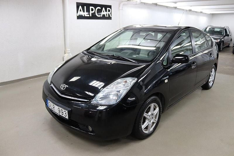 Svart Begagnad 2008 Toyota Prius Halvkombi | 69 900 kr (Marknadspris) - Bild 1/4