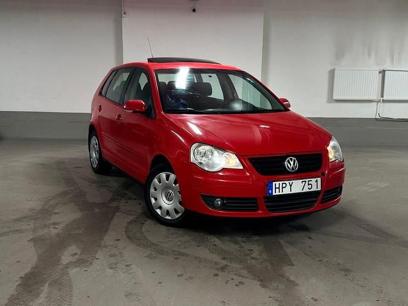 Begagnad VW Polo 80 HK (58 kW) 2009 Halvkombi
