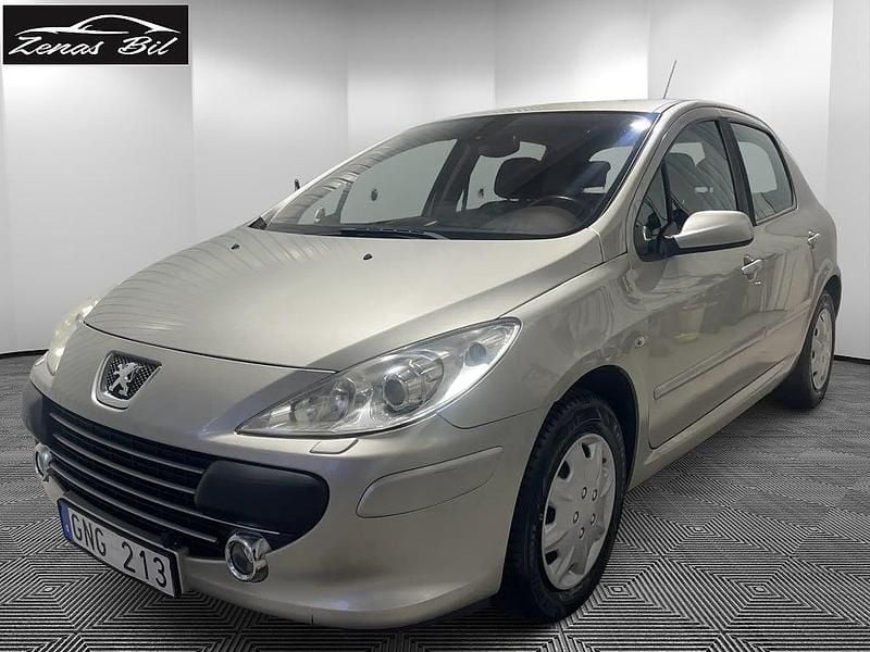 Grå Begagnad 2007 Peugeot 307 Halvkombi | 29 900 kr (Marknadspris) - Bild 1/4