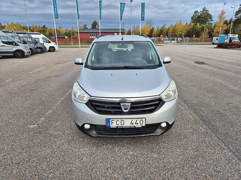 Silver Begagnad 2014 Dacia Lodgy Minibuss | 29 000 kr (Marknadspris) - Bild 1/4