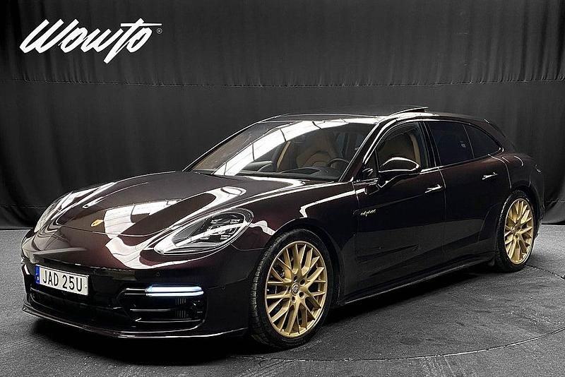 Begagnad Porsche Panamera Platinum Edition 330 HK (242 kW) 2022 Lila Kombi