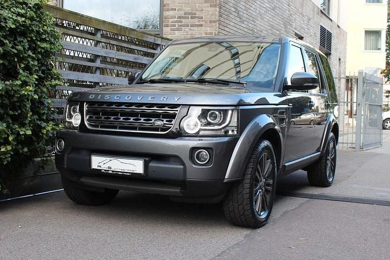Mörkgrå Begagnad 2016 Land Rover Discovery 4 Graphite SUV | 299 000 kr (Marknadspris) - Bild 1/4