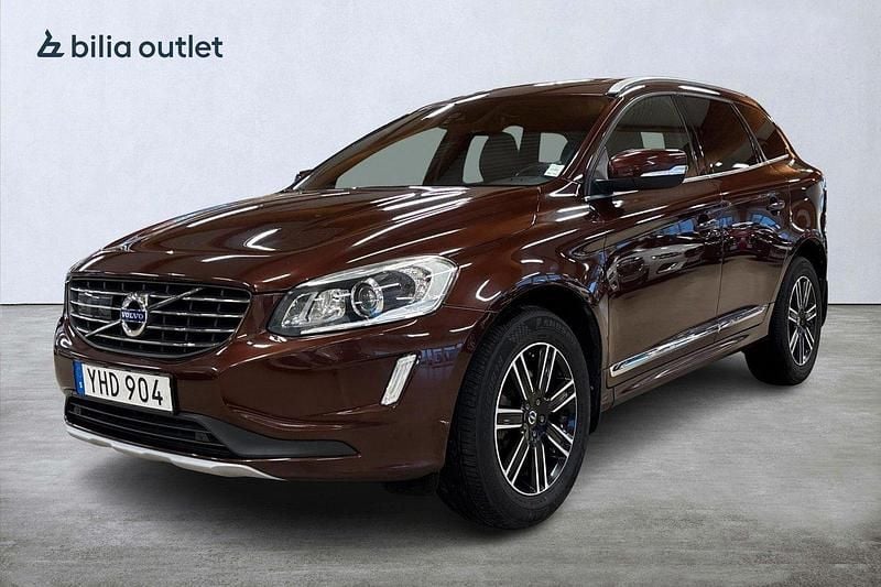 Brun Begagnad 2016 Volvo XC60 Standard SUV | 174 900 kr (Marknadspris) - Bild 1/3