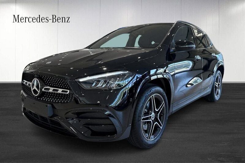 Begagnad Mercedes GLA250 AMG 218 HK (160 kW) 2024 Svart SUV