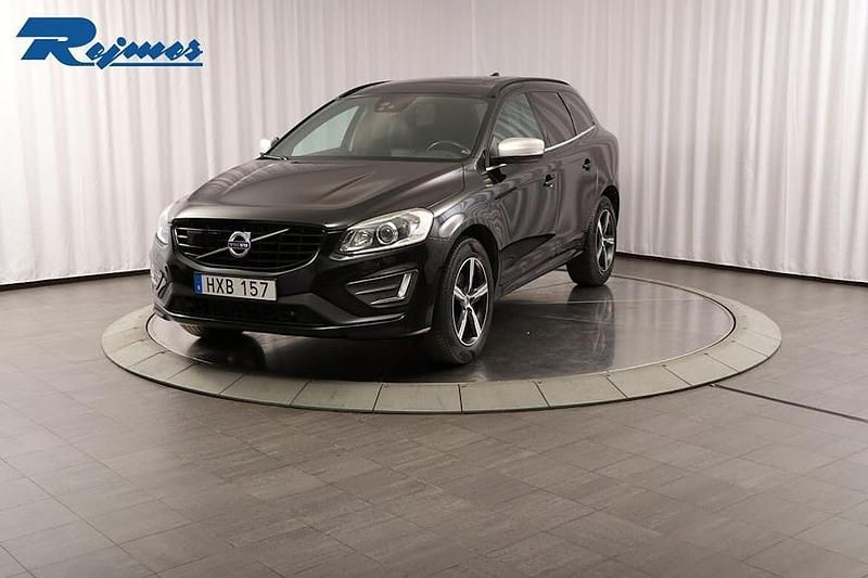 Svart Begagnad 2017 Volvo XC60 R-Design SUV | 205 100 kr (Marknadspris) - Bild 1/4