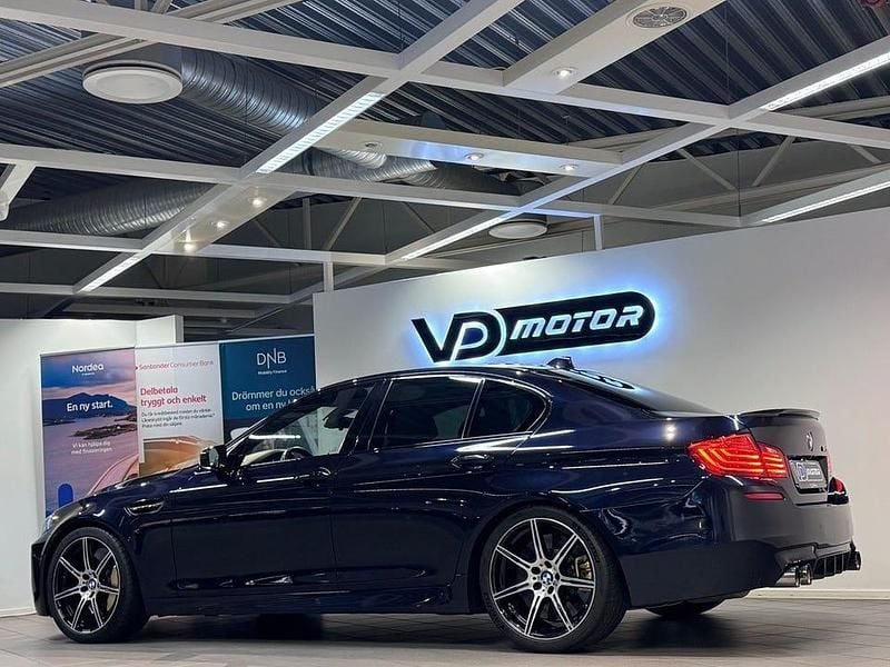 Begagnad BMW M5 Competition Edition 600 HK (441 kW) 2016 Blå Sedan