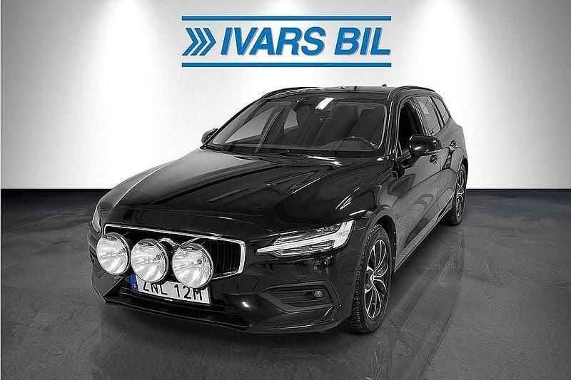 Svart Begagnad 2019 Volvo V60 Momentum Kombi | 259 000 kr (Lite dyr) - Bild 1/4