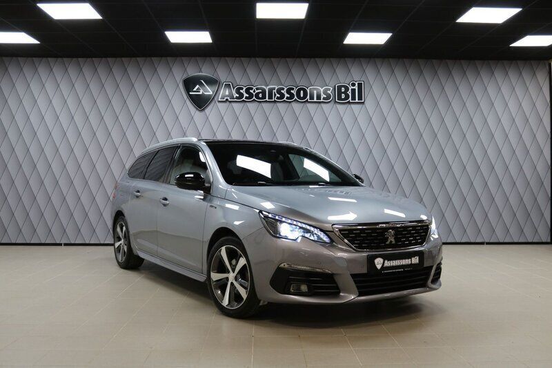 Grå Begagnad 2019 Peugeot 308 GT-line Kombi | 149 900 kr (Marknadspris) - Bild 1/3