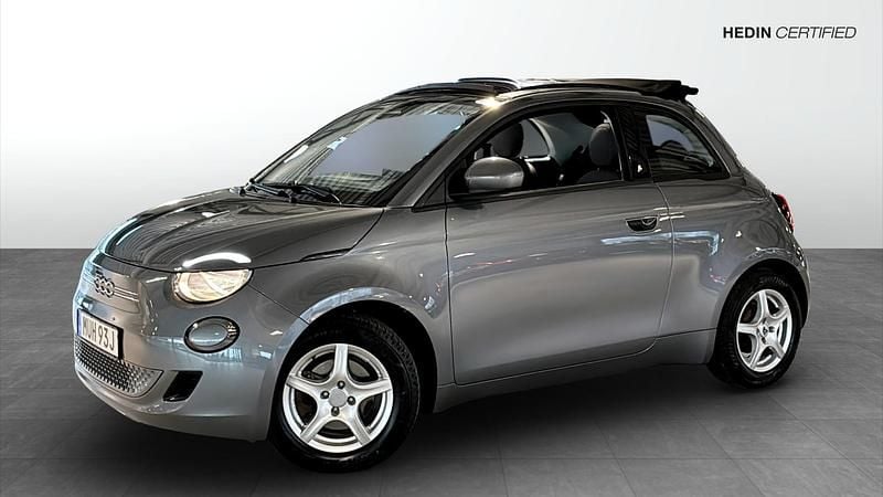 Grå Begagnad 2022 Fiat 500e Icon Cab | 169 900 kr (Superpris) - Bild 1/4