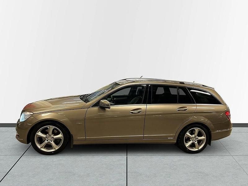 Begagnad Mercedes C250 Avantgarde 204 HK (150 kW) 2010 Ljusbrun Kombi