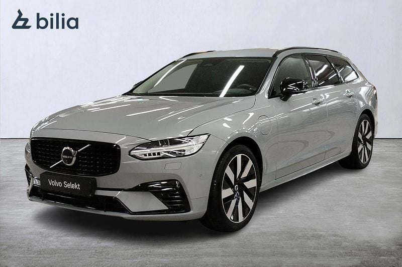 Grå Begagnad 2023 Volvo V90 Plus Kombi | 469 000 kr (Marknadspris) - Bild 1/3