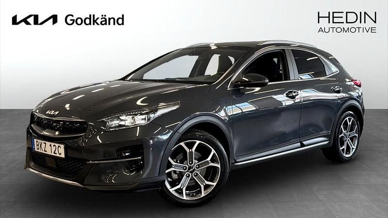 Grå (black) Begagnad 2022 Kia XCeed Advance SUV | 244 900 kr (Bra pris) - Bild 1/4