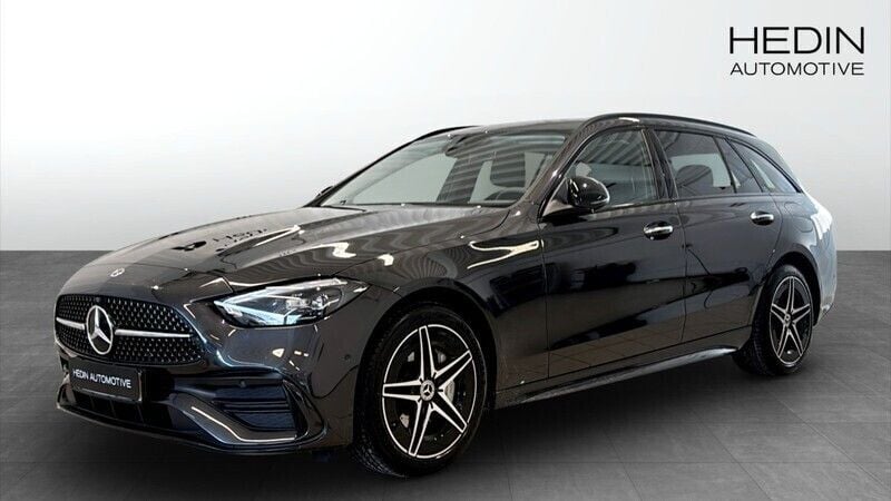 Grå (grey) Begagnad 2024 Mercedes C300e AMG line Kombi | 609 900 kr - Bild 1/4