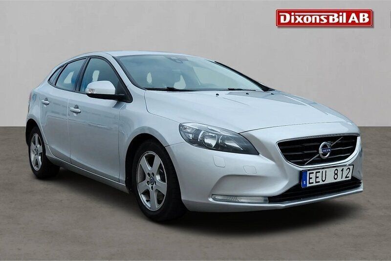Silver Begagnad 2013 Volvo V40 Kombi | 99 000 kr (Marknadspris) - Bild 1/4