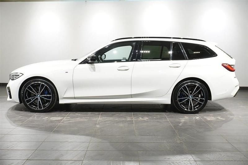 Begagnad BMW 320 M Sport 190 HK (139 kW) 2020 Vit Kombi