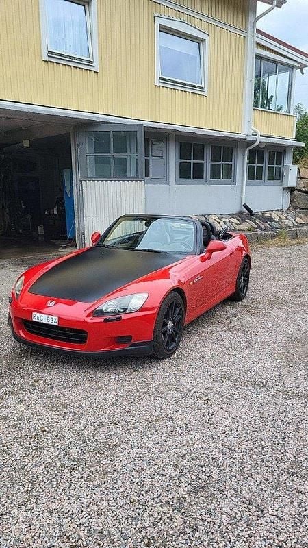 Röd Begagnad 2001 Honda S 2000 S Cab | 229 000 kr - Bild 1/4