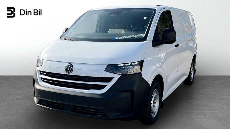 Vit (clear white) Ny 2025 VW T7 Van | 618 625 kr (Marknadspris) - Bild 1/4