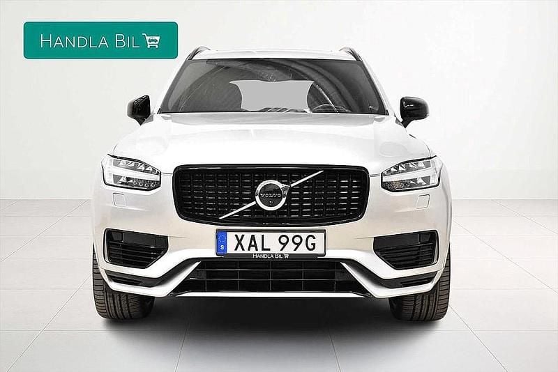 Begagnad Volvo XC90 R-Design 303 HK (222 kW) 2021 Silver SUV