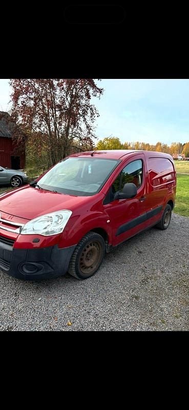 Begagnad Citroën Berlingo 90 HK (66 kW) 2009 Minibuss