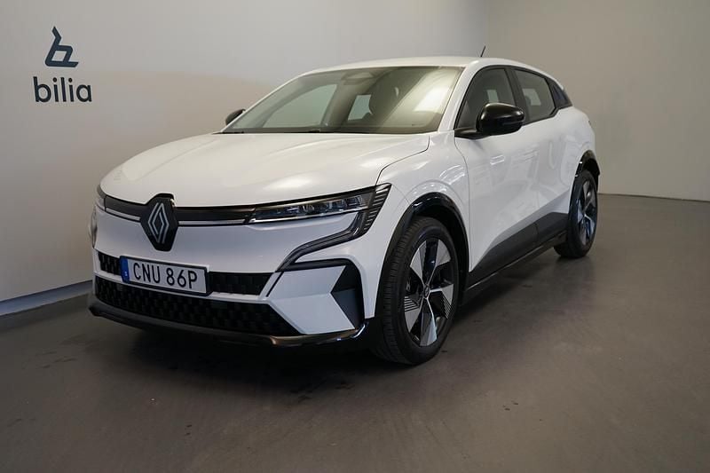 Vit Begagnad 2022 Renault Mégane IV Equilibre Halvkombi | 209 500 kr (Superpris) - Bild 1/3