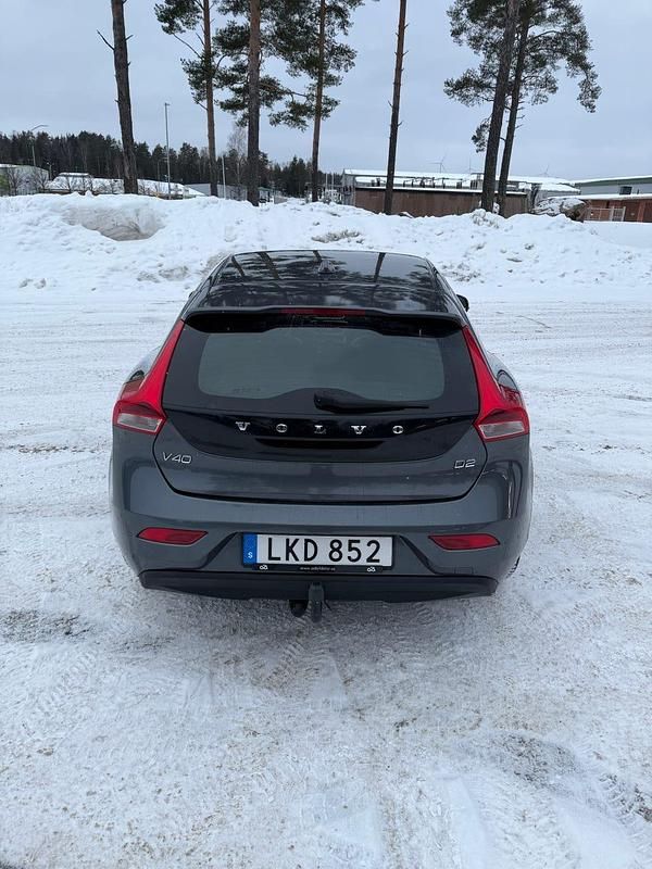 Begagnad Volvo V40 115 HK (84 kW) 2014