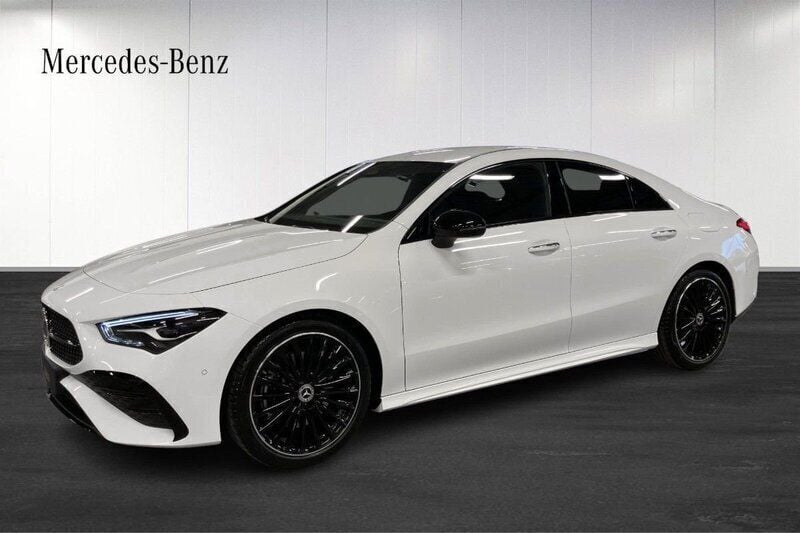 Ny 2025 Mercedes CLA200 AMG Sportkupé | 435 700 kr (Marknadspris) - Bild 1/4