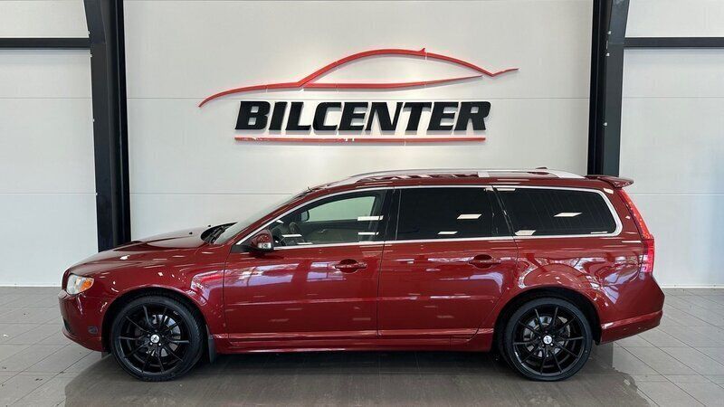 Röd Begagnad 2011 Volvo V70 Summum Kombi | 164 900 kr - Bild 1/4