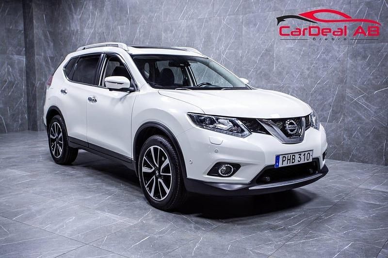 Vit Begagnad 2017 Nissan X-Trail 360º SUV | 188 800 kr (Marknadspris) - Bild 1/4
