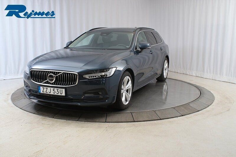 Mörkblå Begagnad 2024 Volvo V90 Core Kombi | 399 900 kr (Bra pris) - Bild 1/1