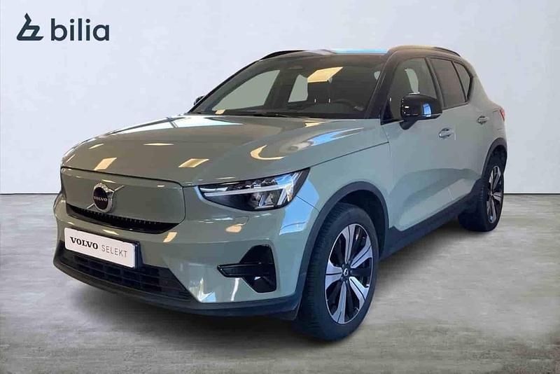 Grön Begagnad 2023 Volvo XC40 Single Motor SUV | 339 900 kr - Bild 1/1