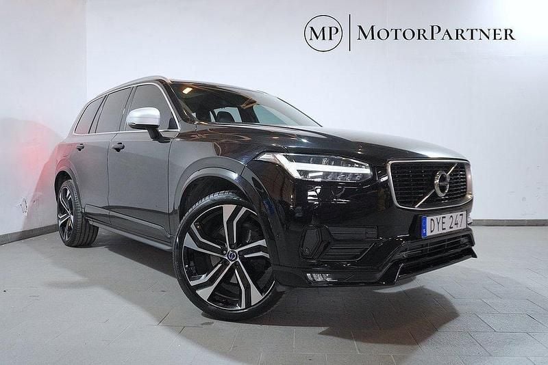 Svart Begagnad 2015 Volvo XC90 R-Design SUV | 309 900 kr (Dyr) - Bild 1/4