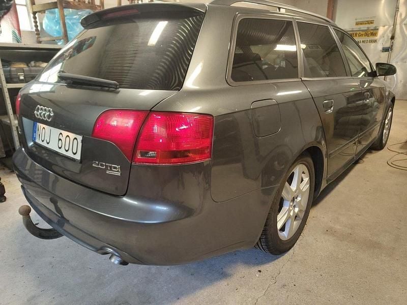 Grå Begagnad 2008 Audi A4 S-Line Kombi | 30 000 kr (Marknadspris) - Bild 1/4