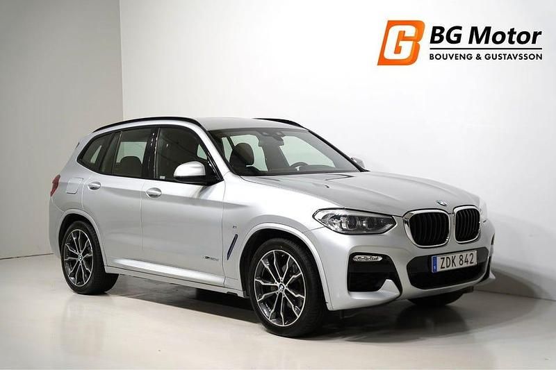 Silver Begagnad 2017 BMW X3 M Sport SUV | 299 900 kr - Bild 1/4