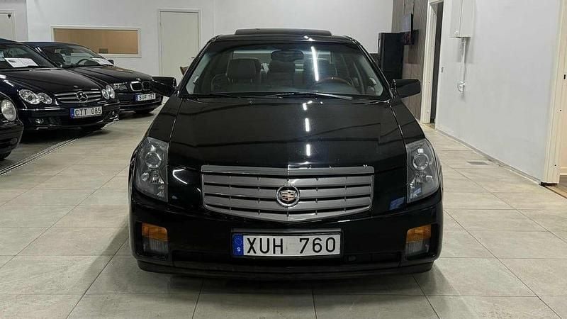 Begagnad Cadillac CTS 218 HK (160 kW) 2003 Svart Sedan