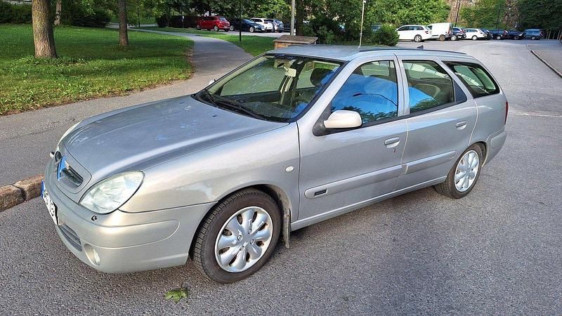 Brun Begagnad 2004 Citroën Xsara Kombi | 18 000 kr - Bild 1/4