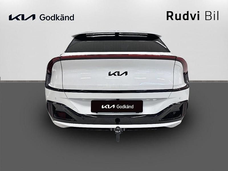 Begagnad Kia EV6 GT 430 kW (585 HK) 2023 Vit SUV