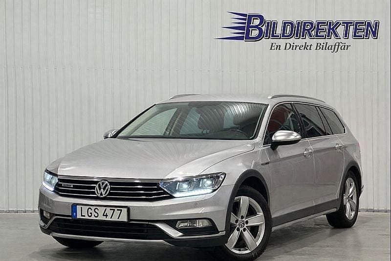 Silver Begagnad 2015 VW Passat Alltrack Kombi | 219 900 kr (Marknadspris) - Bild 1/4